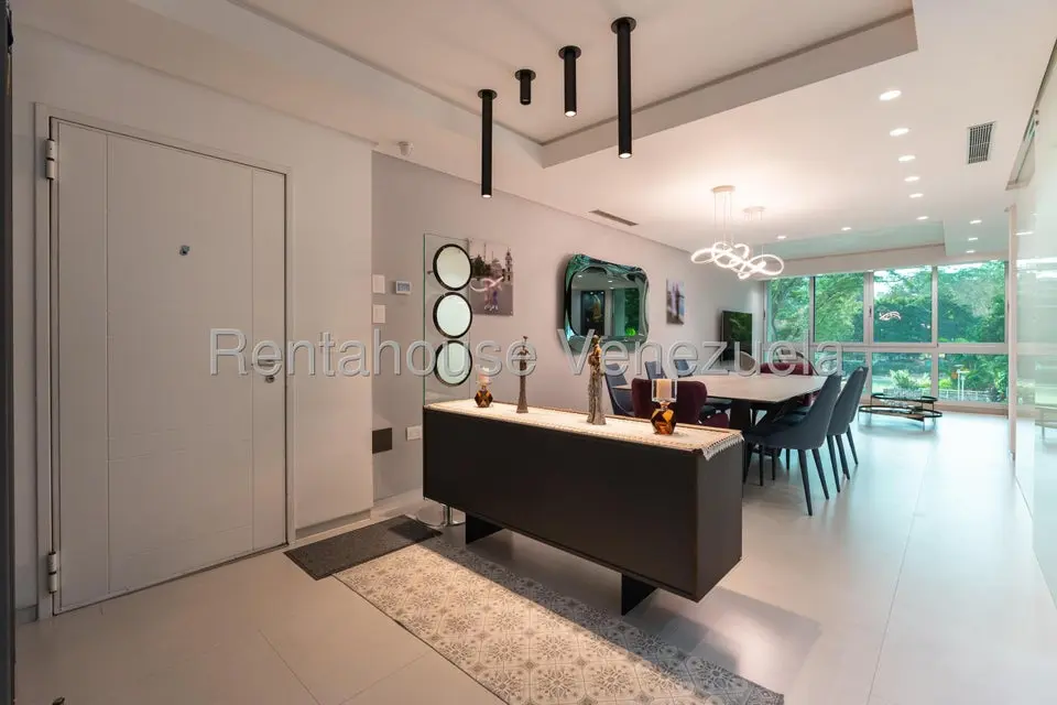 Apartamento (1 Nivel) en Venta en Campo Alegre, Distrito Metropolitano - 16