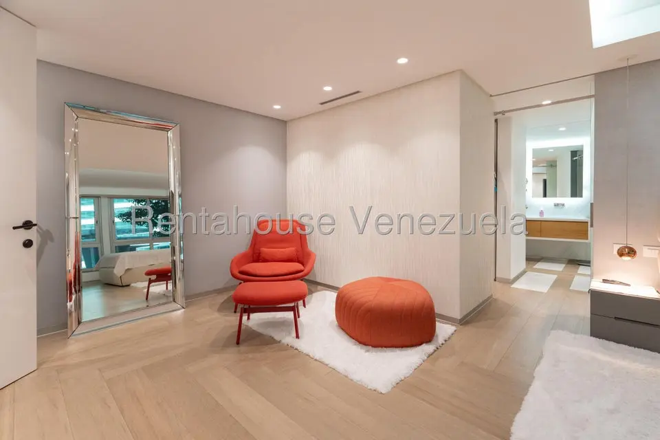 Apartamento (1 Nivel) en Venta en Campo Alegre, Distrito Metropolitano - 20