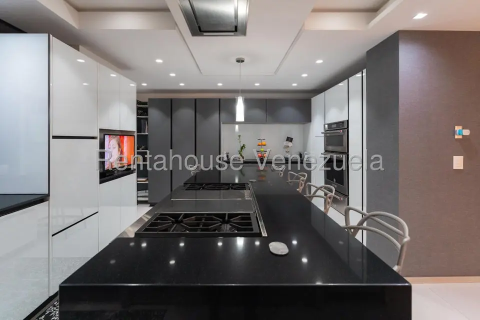 Apartamento (1 Nivel) en Venta en Campo Alegre, Distrito Metropolitano - 41