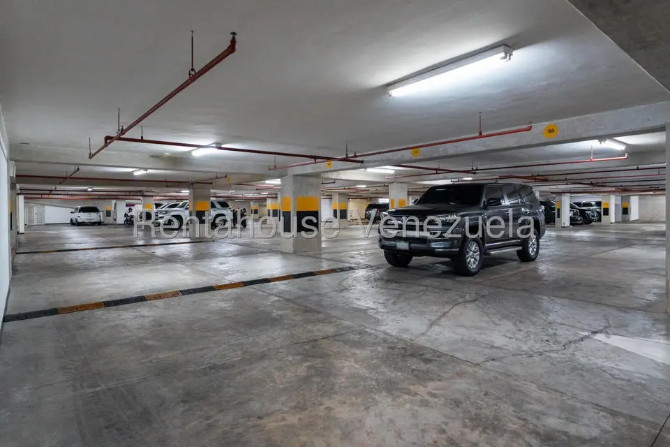 Apartamento (1 Nivel) en Venta en Campo Alegre, Distrito Metropolitano - 47