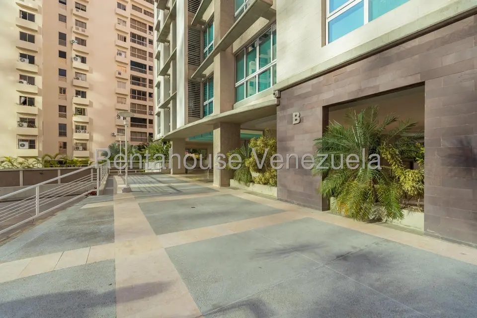 Apartamento (1 Nivel) en Venta en Campo Alegre, Distrito Metropolitano - 54