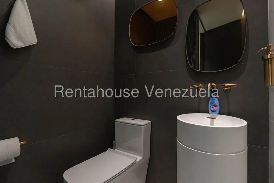 Apartamento (1 Nivel) en Venta en Campo Alegre, Distrito Metropolitano - 7