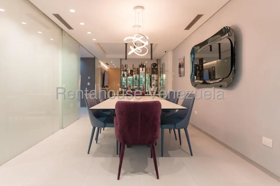 Apartamento (1 Nivel) en Venta en Campo Alegre, Distrito Metropolitano - 8