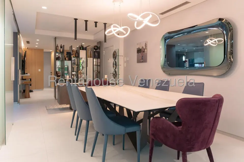 Apartamento (1 Nivel) en Venta en Campo Alegre, Distrito Metropolitano - 9