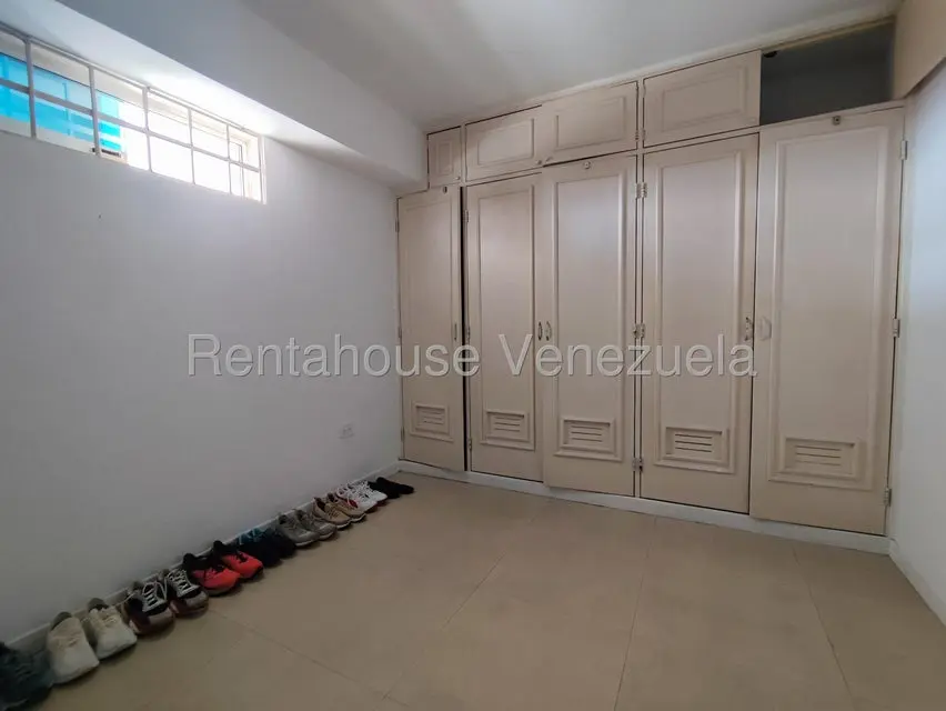 Apartamento (1 Nivel) en Venta en Costa Azul, Nueva Esparta - 23