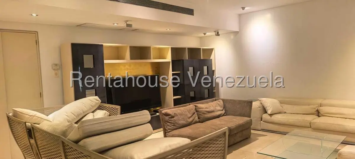 Casa (Multipes Niveles) en Venta en Los Chorros, Distrito Metropolitano - 28
