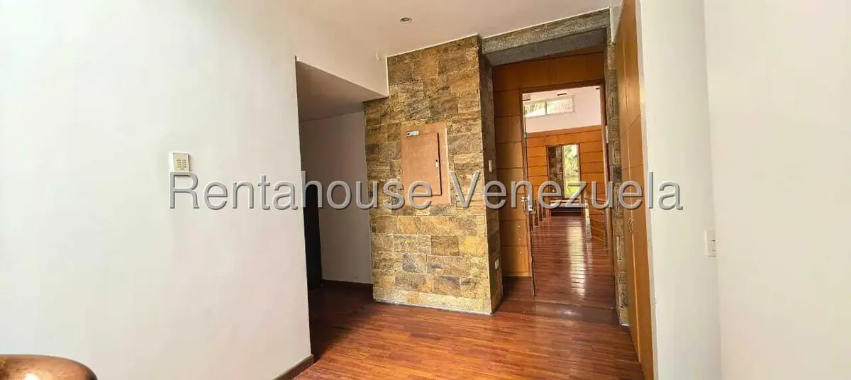 Casa (Multipes Niveles) en Venta en Los Chorros, Distrito Metropolitano - 33