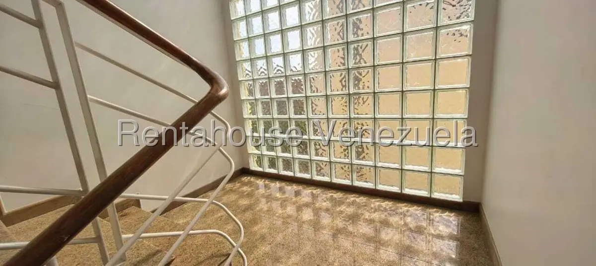 Casa (Multipes Niveles) en Venta en Los Chorros, Distrito Metropolitano - 53