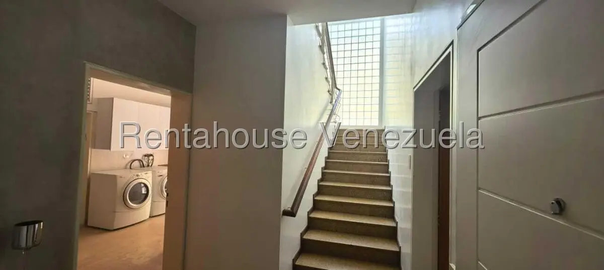 Casa (Multipes Niveles) en Venta en Los Chorros, Distrito Metropolitano - 63