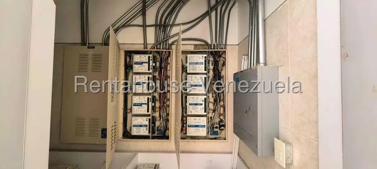 Casa (Multipes Niveles) en Venta en Los Chorros, Distrito Metropolitano - 64