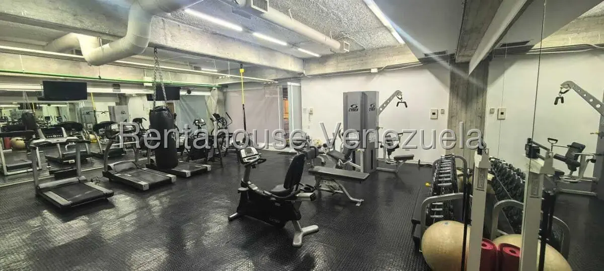 Casa (Multipes Niveles) en Venta en Los Chorros, Distrito Metropolitano - 66