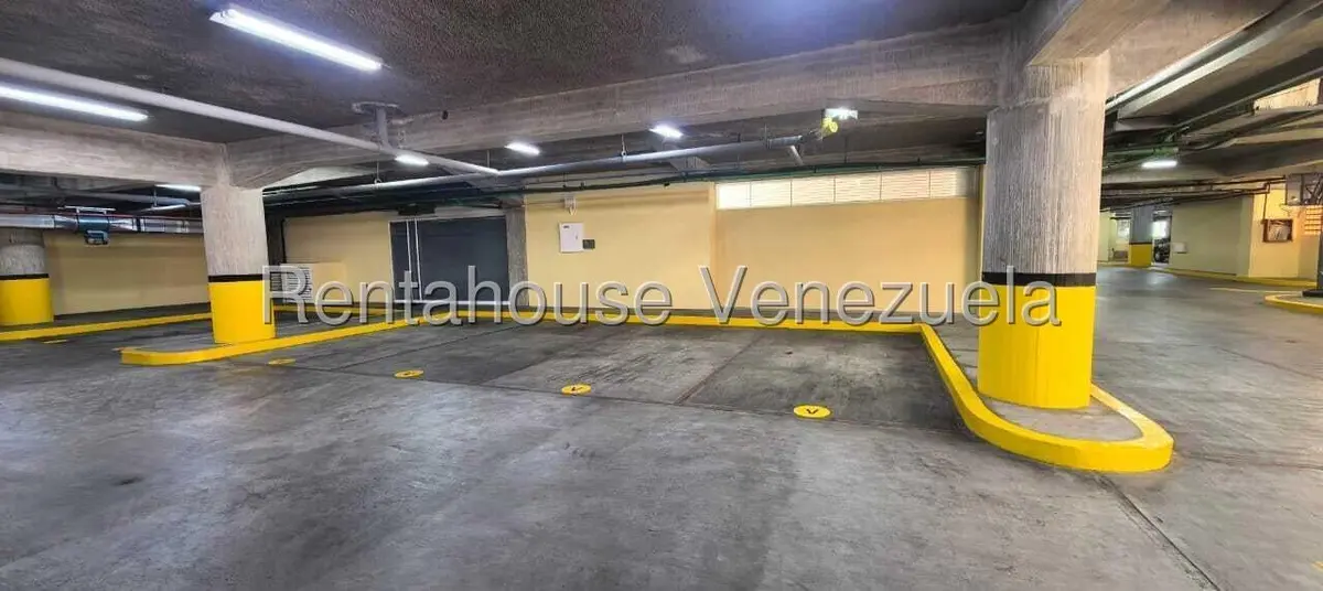 Casa (Multipes Niveles) en Venta en Los Chorros, Distrito Metropolitano - 68