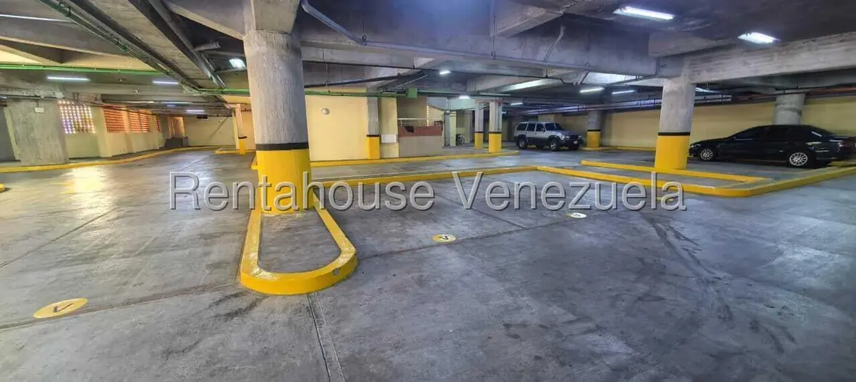 Casa (Multipes Niveles) en Venta en Los Chorros, Distrito Metropolitano - 69