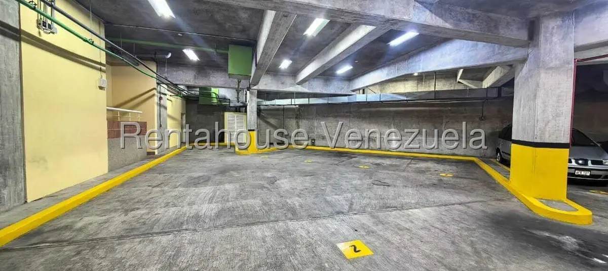 Casa (Multipes Niveles) en Venta en Los Chorros, Distrito Metropolitano - 70