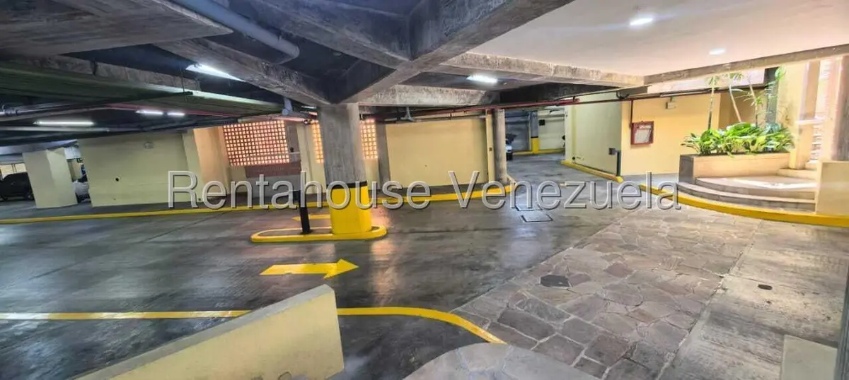 Casa (Multipes Niveles) en Venta en Los Chorros, Distrito Metropolitano - 71