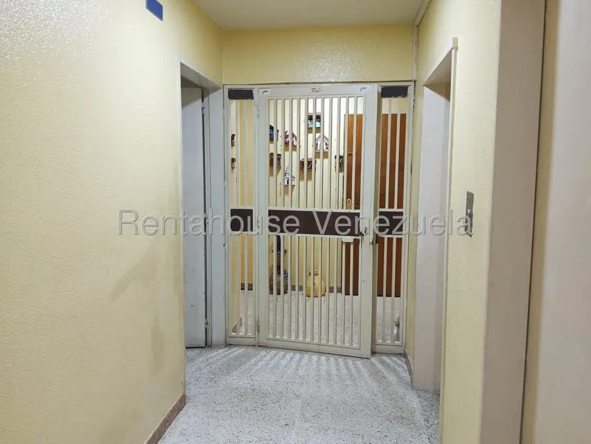 Apartamento (1 Nivel) en Venta en Parroquia San Juan, Distrito Metropolitano - 4