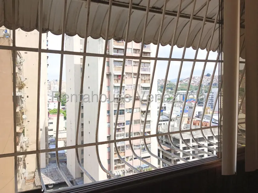 Apartamento (1 Nivel) en Venta en Parroquia San Juan, Distrito Metropolitano - 9