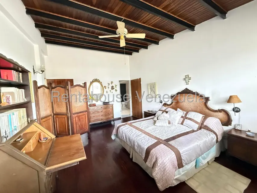 Casa (Duplex) en Venta en Santa Paula, Distrito Metropolitano - 20