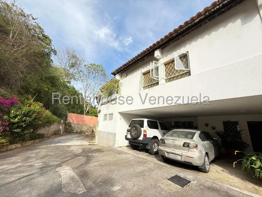 Casa (Duplex) en Venta en Santa Paula, Distrito Metropolitano - 3