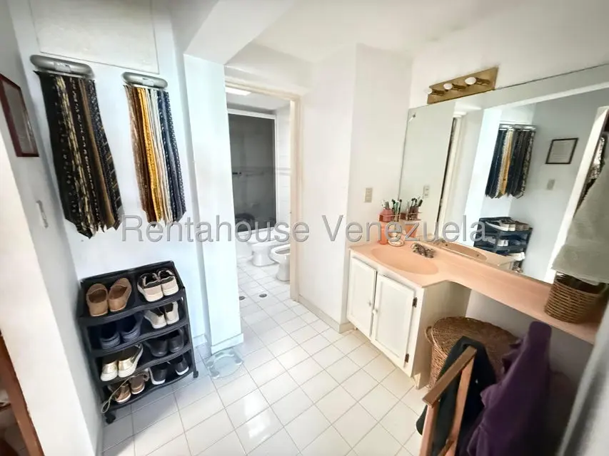 Casa (Duplex) en Venta en Santa Paula, Distrito Metropolitano - 22