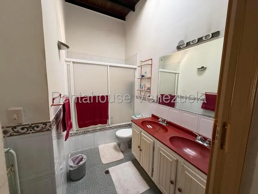 Casa (Duplex) en Venta en Santa Paula, Distrito Metropolitano - 26