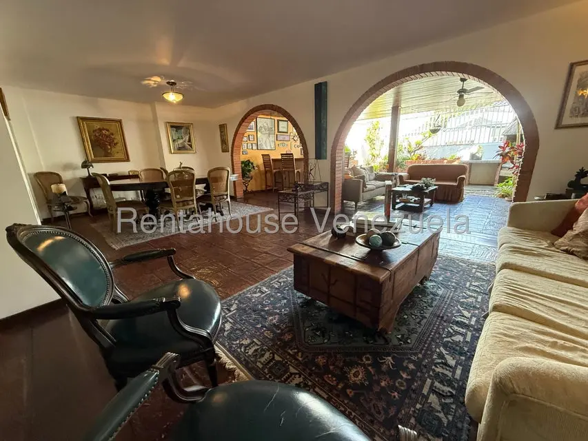 Casa (Duplex) en Venta en Santa Paula, Distrito Metropolitano - 8