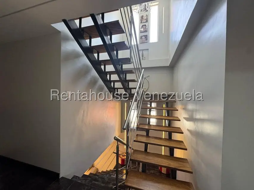 Casa (1 Nivel) en Venta en Colinas de La California, Distrito Metropolitano - 15