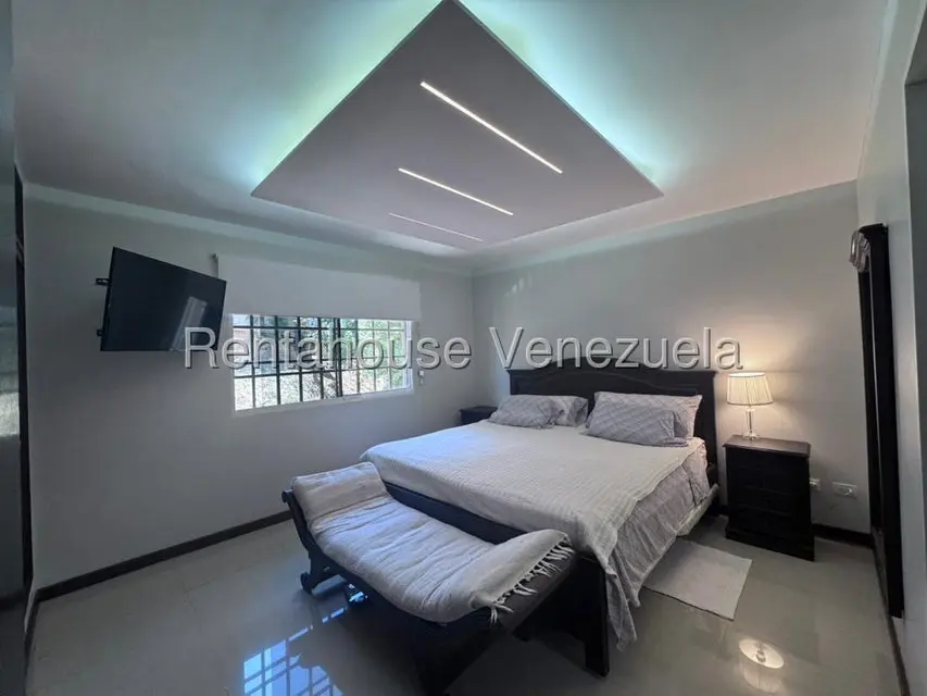 Casa (1 Nivel) en Venta en Colinas de La California, Distrito Metropolitano - 18