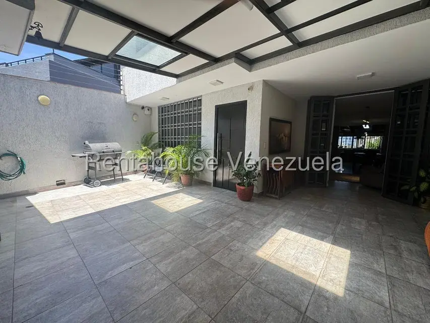 Casa (1 Nivel) en Venta en Colinas de La California, Distrito Metropolitano - 3