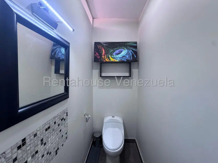 Casa (1 Nivel) en Venta en Colinas de La California, Distrito Metropolitano - 26
