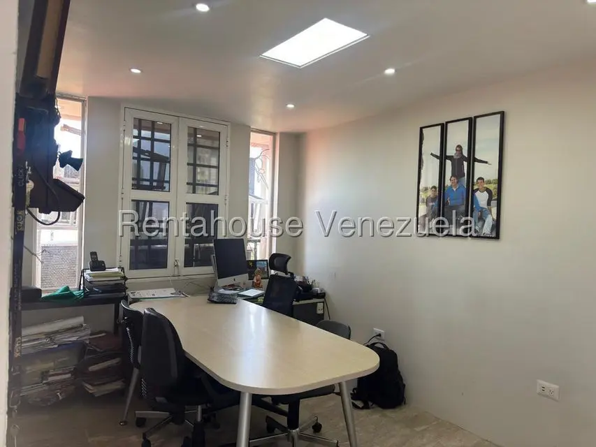 Casa (1 Nivel) en Venta en Colinas de La California, Distrito Metropolitano - 30