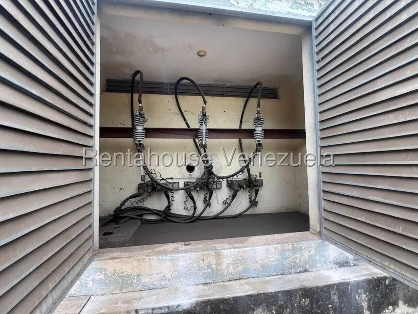 Comercial (Local Comercial) en Alquiler en Circunvalacion Dos, Zulia - 16