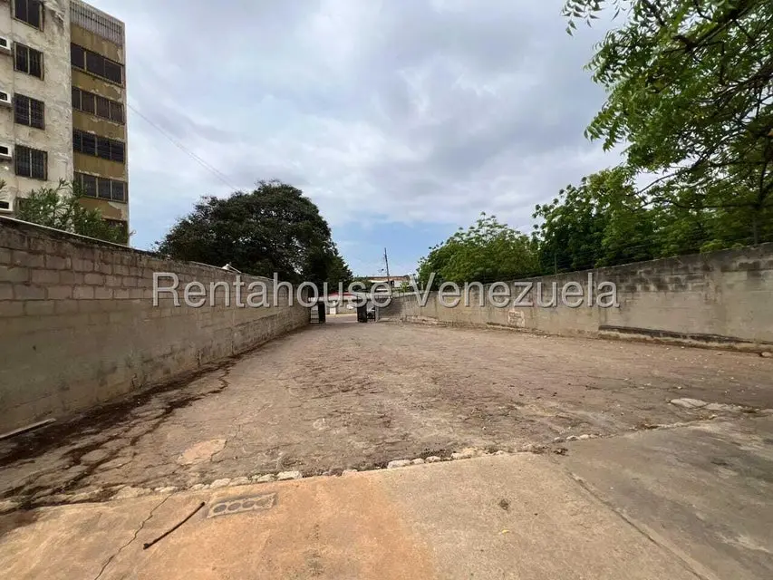 Comercial (Local Comercial) en Alquiler en Circunvalacion Dos, Zulia - 18