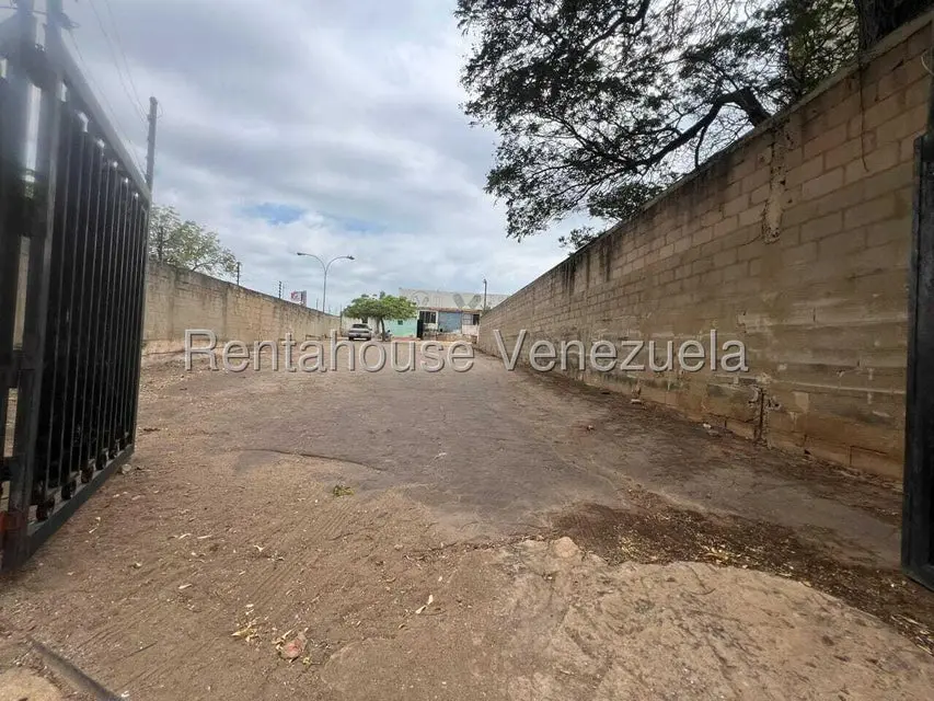 Comercial (Local Comercial) en Alquiler en Circunvalacion Dos, Zulia - 19