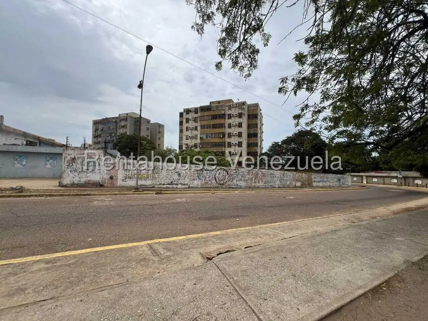 Comercial (Local Comercial) en Alquiler en Circunvalacion Dos, Zulia - 20