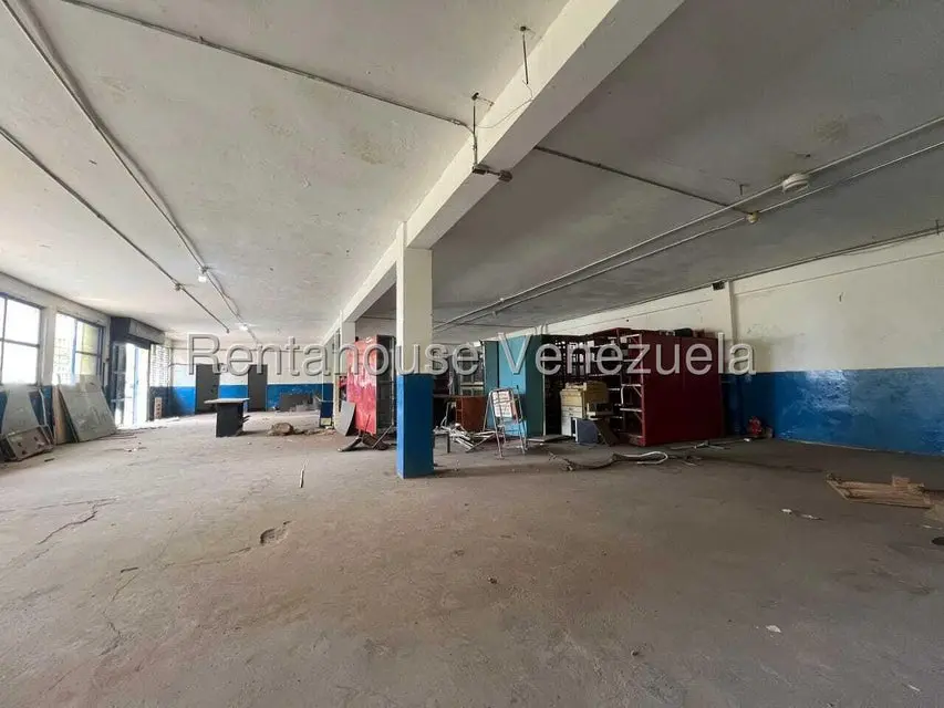 Comercial (Local Comercial) en Alquiler en Circunvalacion Dos, Zulia - 3
