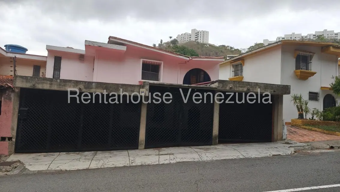 Casa (Multipes Niveles) en Venta en Santa Rosa de Lima, Distrito Metropolitano