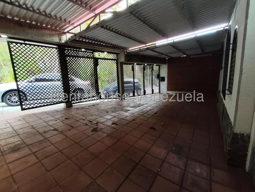 Casa (Multipes Niveles) en Venta en Santa Rosa de Lima, Distrito Metropolitano - 2