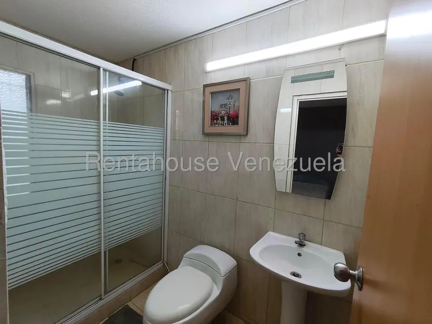 Casa (Multipes Niveles) en Venta en Santa Rosa de Lima, Distrito Metropolitano - 23