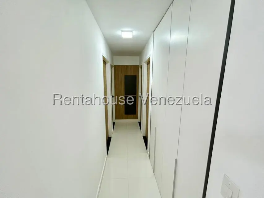Apartamento (1 Nivel) en Alquiler en Ciudad Roca, Lara - 15