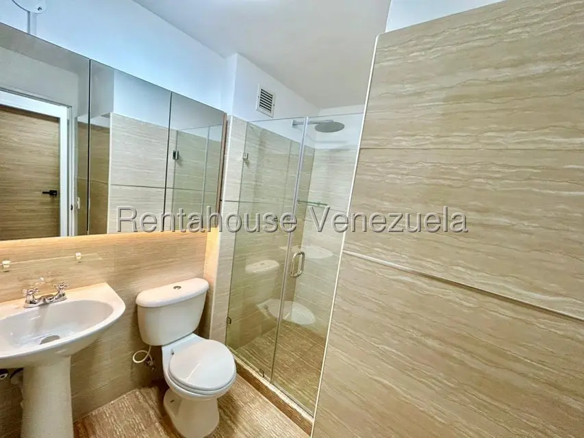 Apartamento (1 Nivel) en Alquiler en Ciudad Roca, Lara - 22