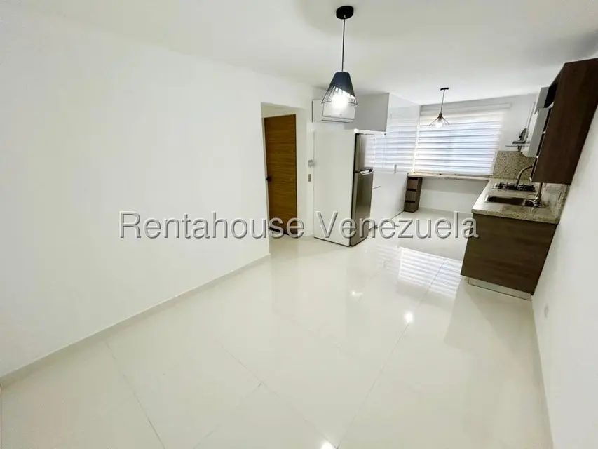 Apartamento (1 Nivel) en Alquiler en Ciudad Roca, Lara - 6
