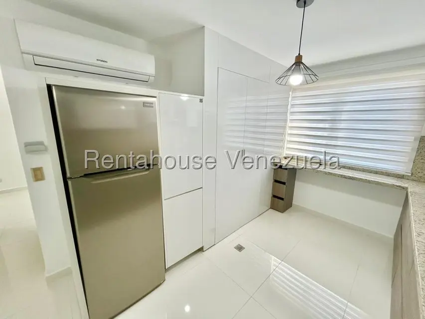 Apartamento (1 Nivel) en Alquiler en Ciudad Roca, Lara - 9