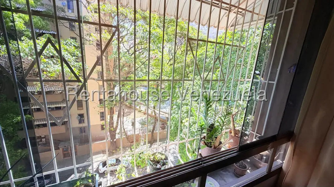 Apartamento (1 Nivel) en Venta en El Paraiso, Distrito Metropolitano - 12