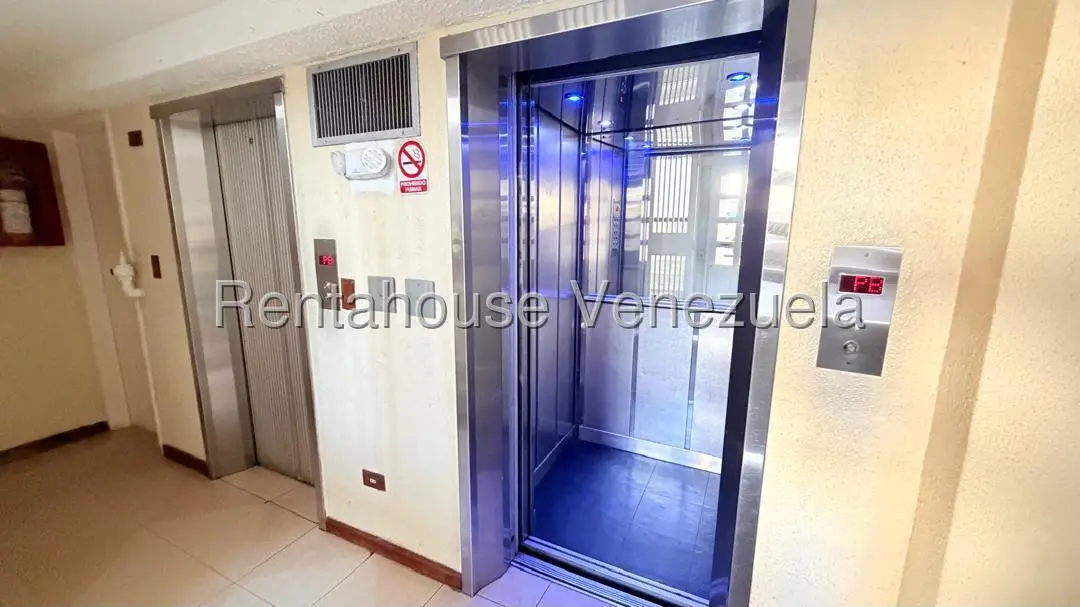 Apartamento (1 Nivel) en Venta en El Paraiso, Distrito Metropolitano - 6