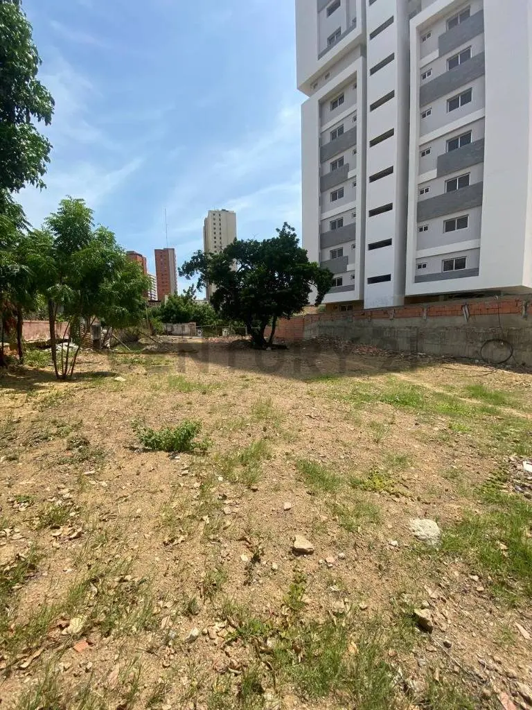 Terreno en Venta. Sector El Milagro - 4