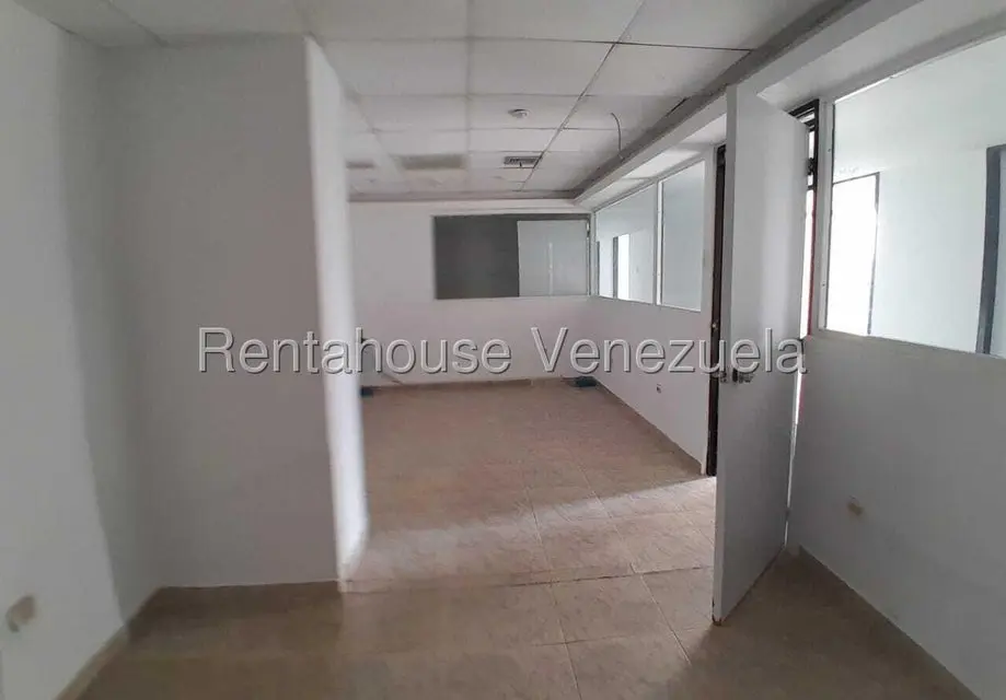 Comercial (Oficina) en Alquiler en 5 de Julio, Zulia - 13