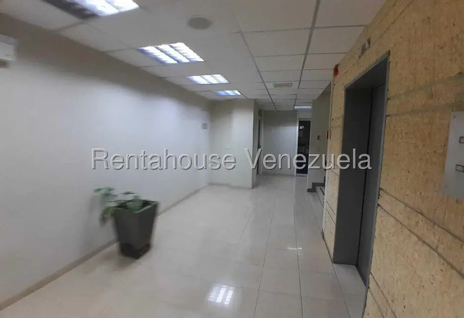 Comercial (Oficina) en Alquiler en 5 de Julio, Zulia - 14