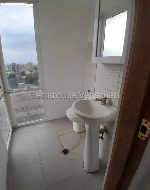 Comercial (Oficina) en Alquiler en 5 de Julio, Zulia - 15