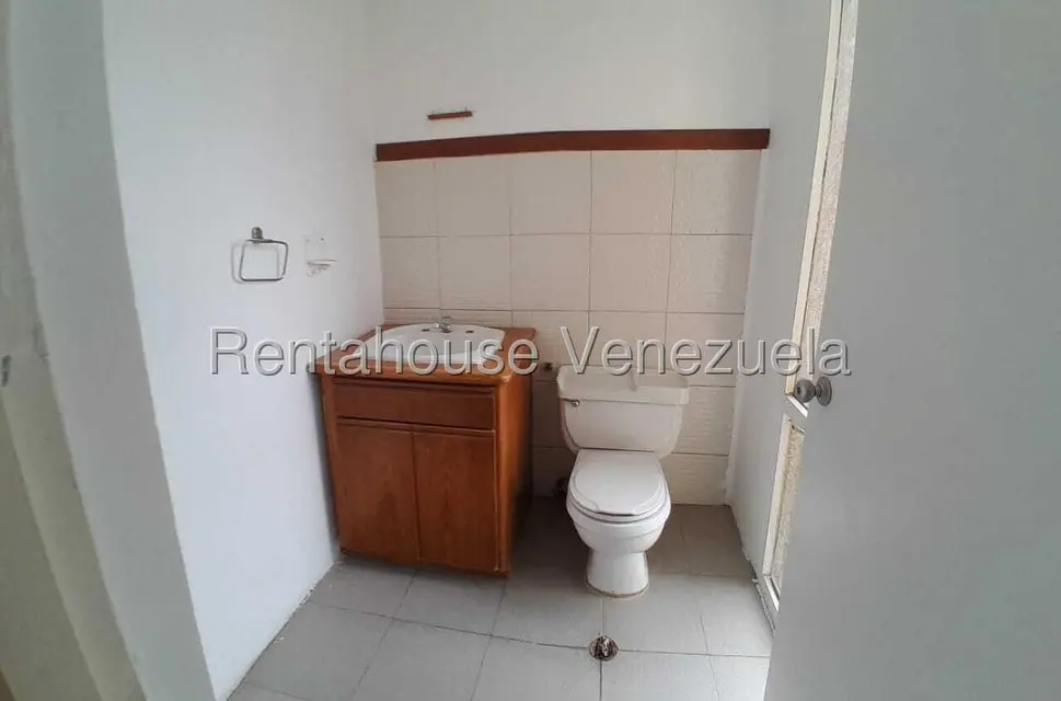 Comercial (Oficina) en Alquiler en 5 de Julio, Zulia - 16